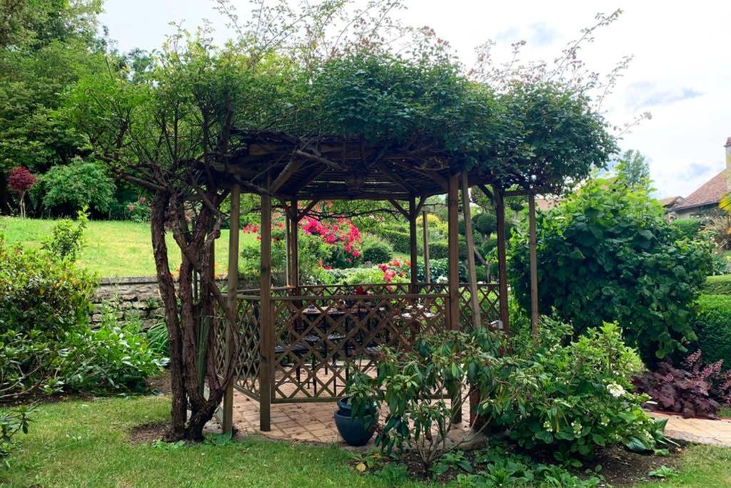 Beautiful Country House Located 50Min From Paris Eiffel Tour - Demeure D'Exception A 50Min De Paris Tour Eiffel Hodent Εξωτερικό φωτογραφία
