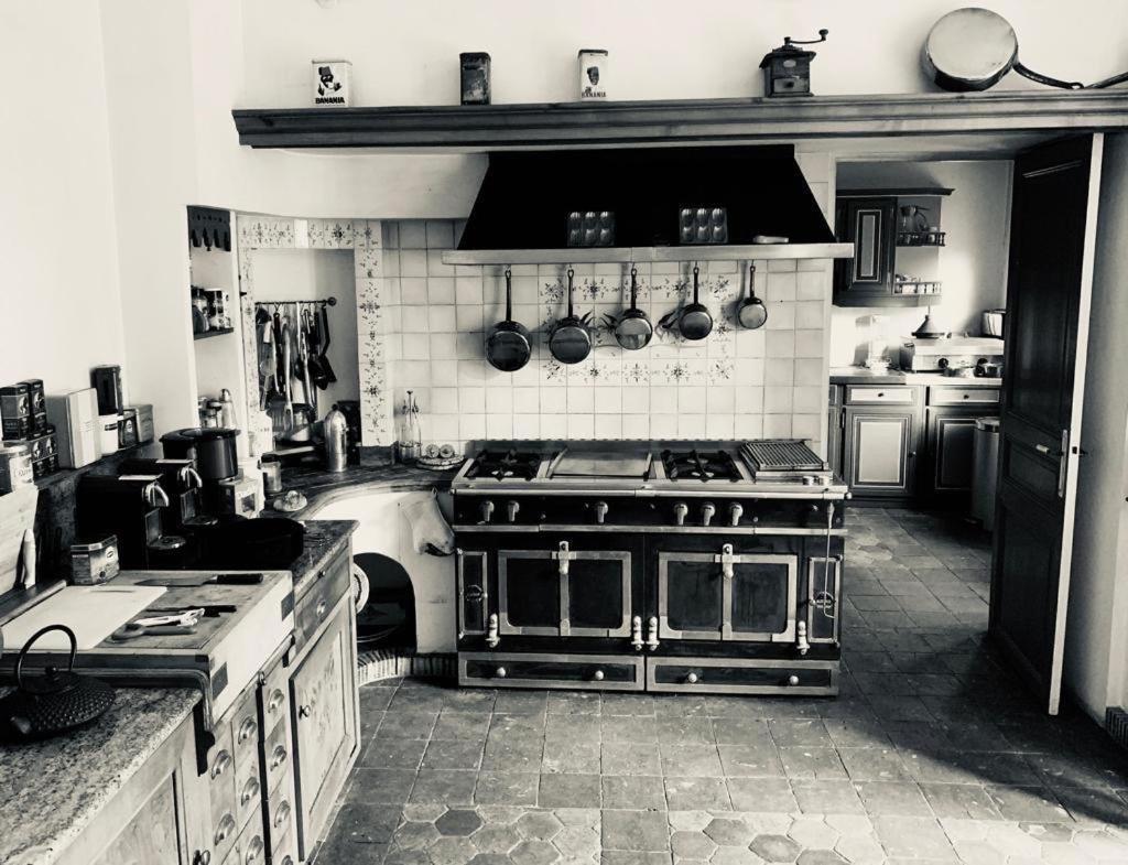 Beautiful Country House Located 50Min From Paris Eiffel Tour - Demeure D'Exception A 50Min De Paris Tour Eiffel Hodent Εξωτερικό φωτογραφία